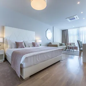 4* Pensjonat & Preelook